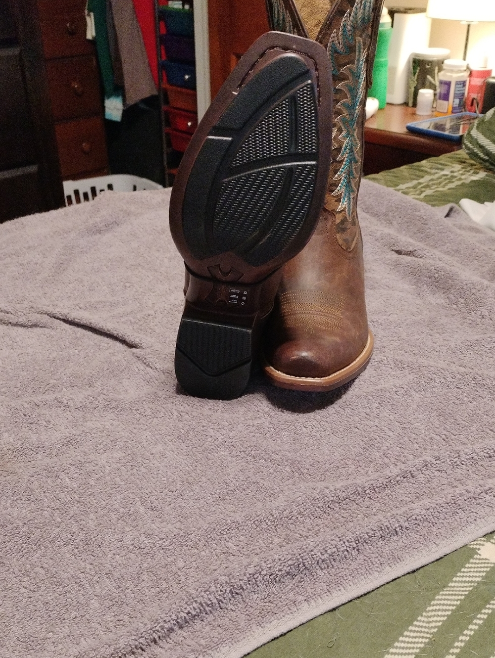 Ariat Brown Leather Western Boots with Turquoise Stitching - Picture 4 of 6
